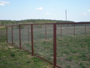 Забор из сетки рабицы в натяг секционный 12 метров фото в Реммаше